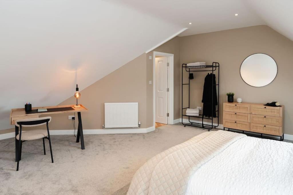 Boutique Apartment - Mazerystays Exley Экстерьер фото