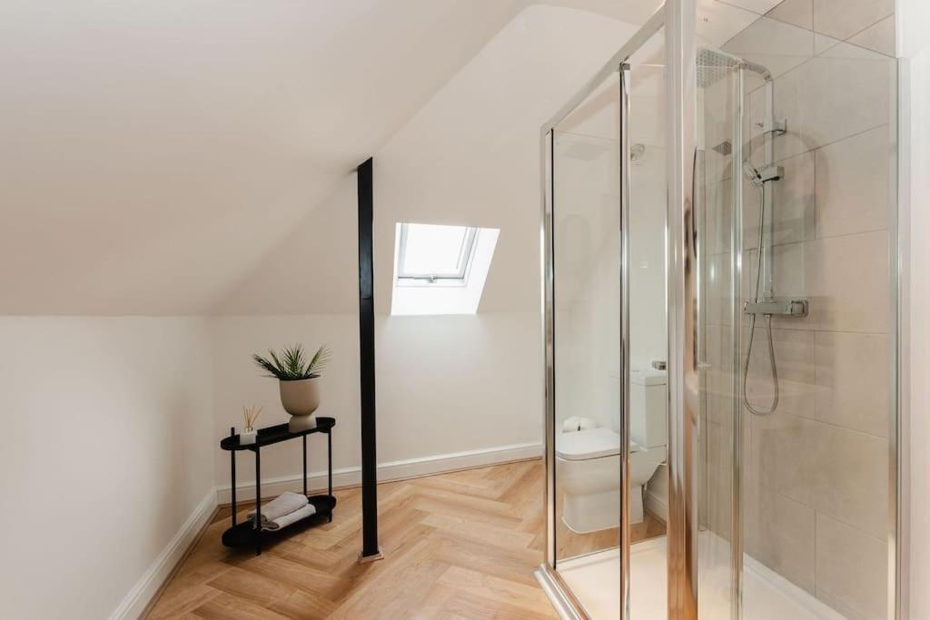 Boutique Apartment - Mazerystays Exley Экстерьер фото